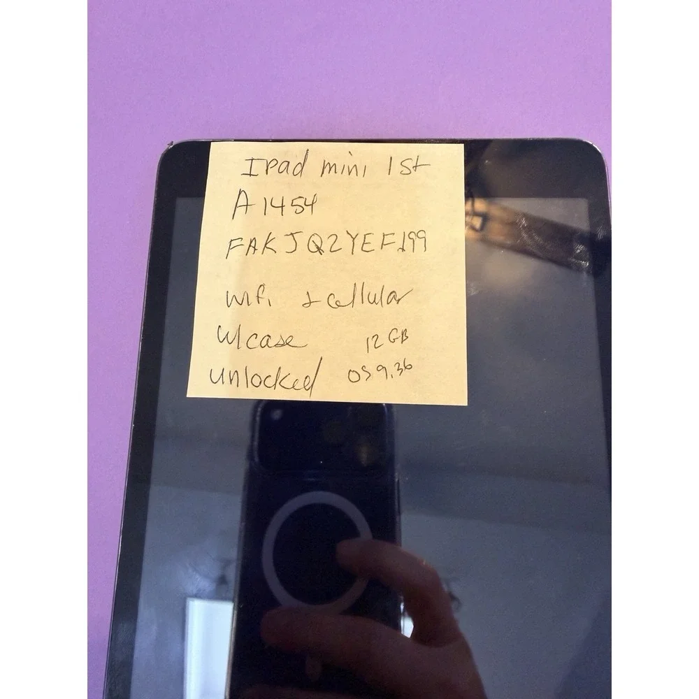 Apple iPad mini 1st Gen A1454 • Wi‑Fi + 4G • 7.9